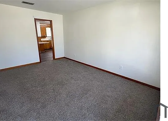 2242 Castle Hill Dr — Photo 7