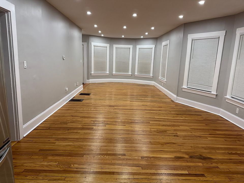 1st image of 799-801 Western Ave #1