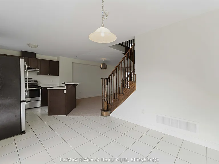 48 Juneberry Rd — Photo 8