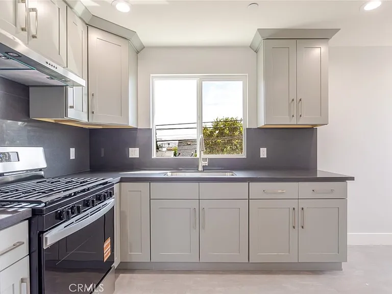 13768 1/2 Judd St — Photo 11