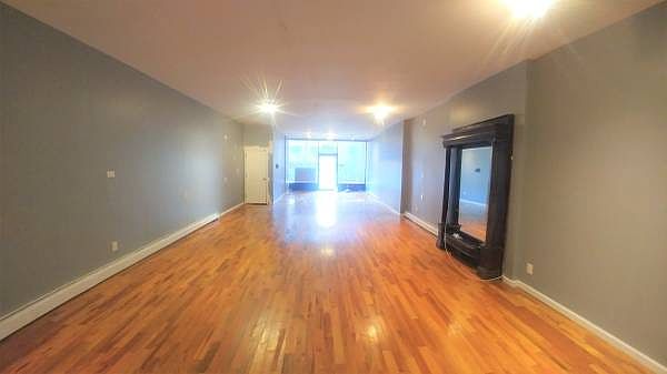 2nd image of 101 Visitation Pl APT 1
