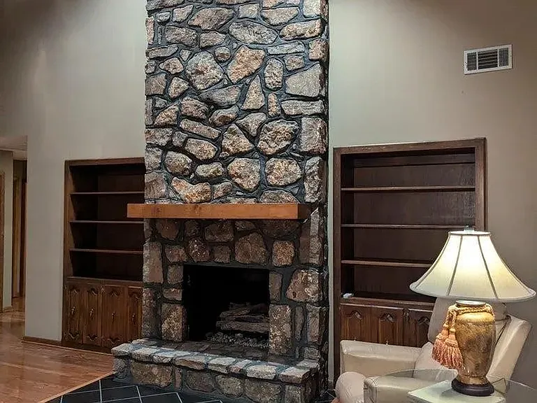 54 Carol Ln — Photo 7