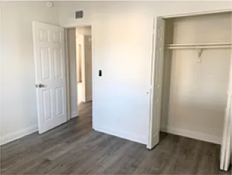 2 bed, 906 sqft, $1,375 — Photo 4