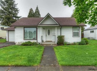 571 East St, Lebanon, OR 97355