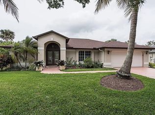 2321 River Reach Dr, Naples, FL 34104