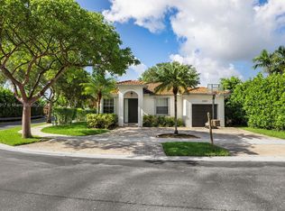 11930 SW 124th Ter, Miami, FL 33186