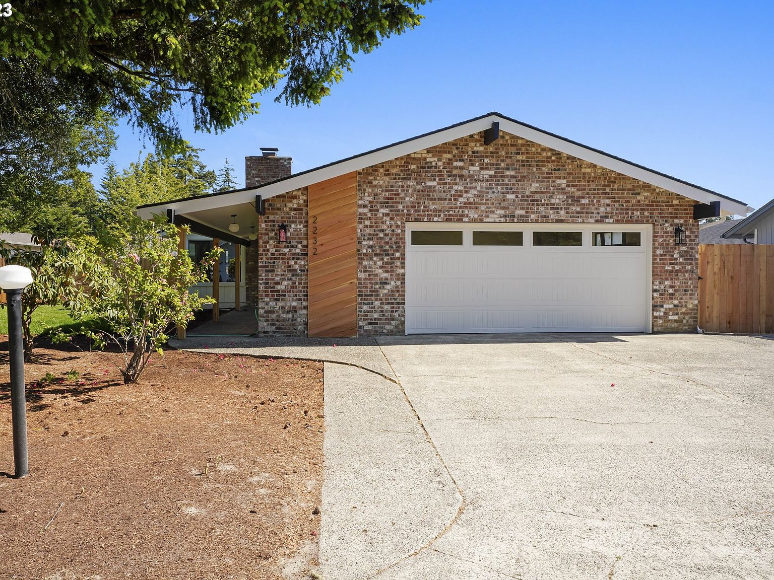 2232 24th St, Florence, OR 97439 Zillow