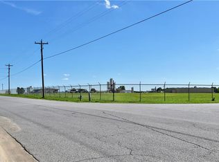 5180 N Oak St, Bethel Heights, AR 72764