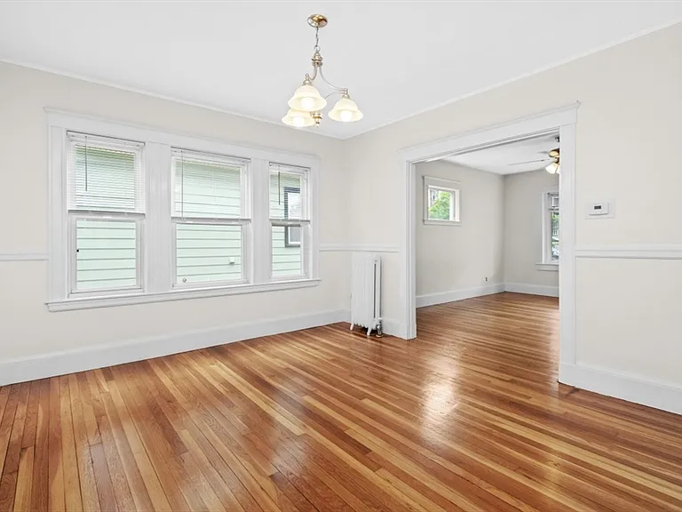 44 Hillsdale St #1 — Photo 6