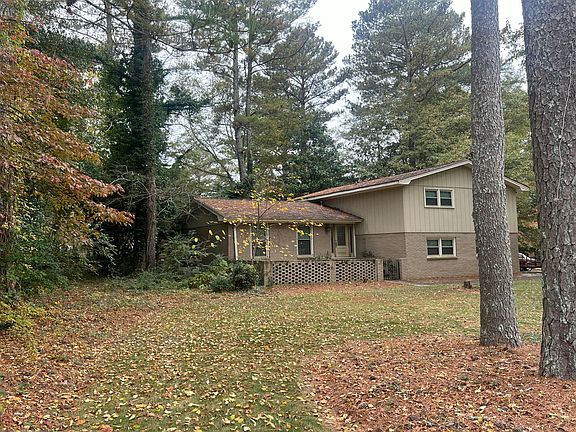 3rd image of 4916 Happy Hollow Rd