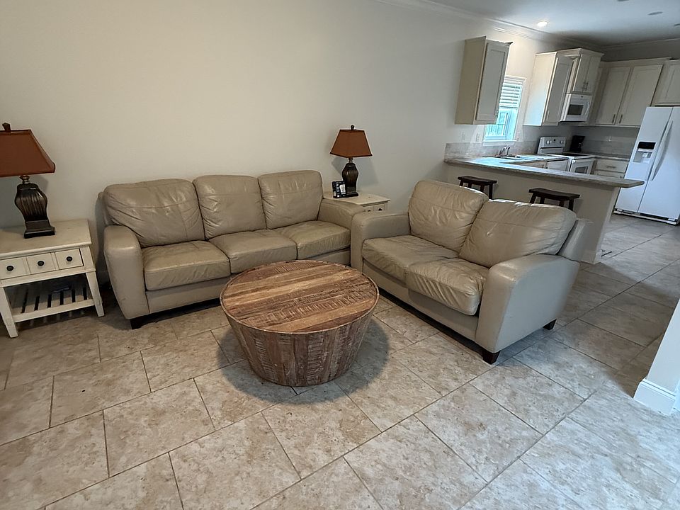 1st image of 16246 Lullwater Dr E