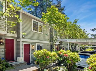 7029 210th St SW APT C, Lynnwood, WA 98036