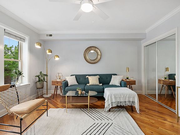 5th image of 3916 W Cortland St #3