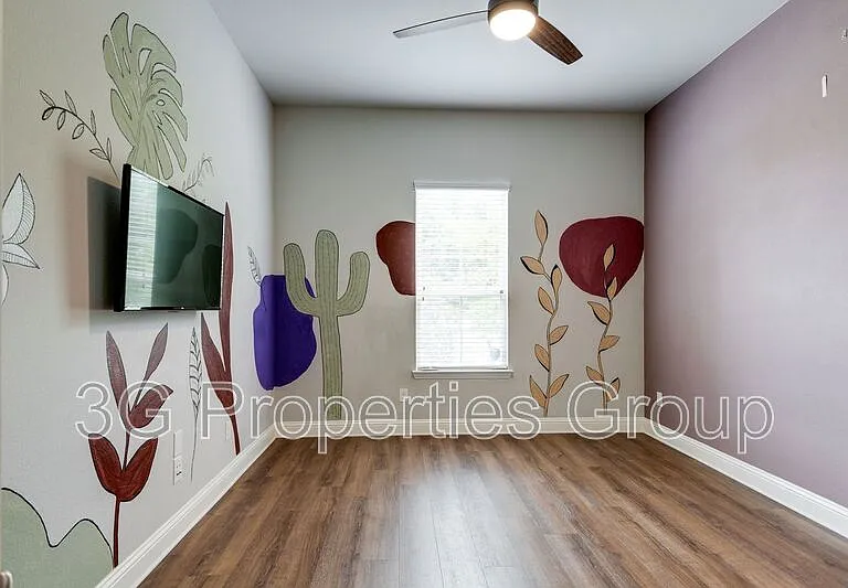 3521 Camden Ct — Photo 5