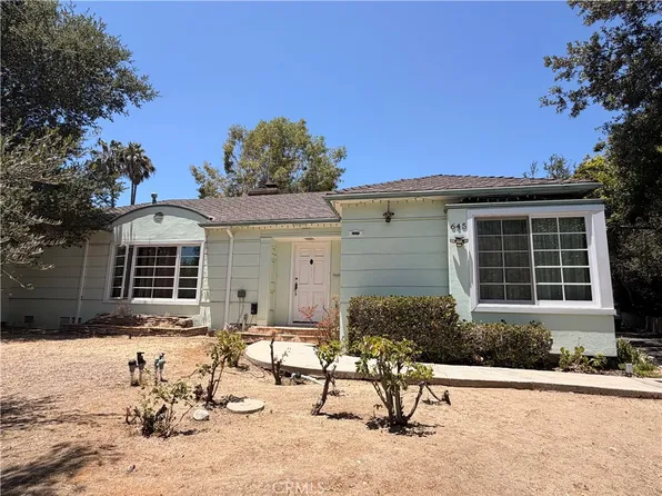 645 Woodbury Rd, Glendale, CA 91206
