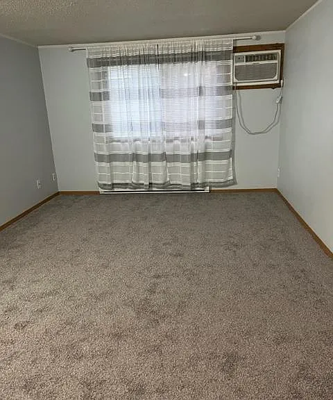 902 Benton Dr #33 — Photo 9