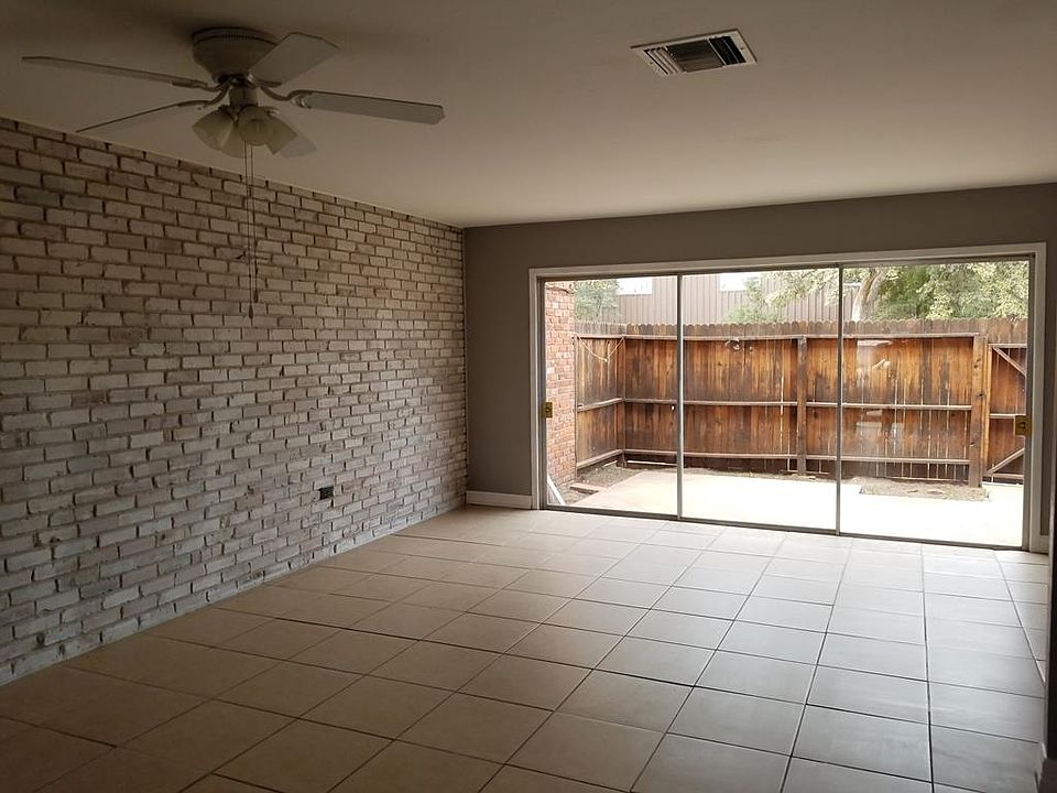 1st image of 3000 W Illinois Ave APT 3