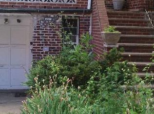 6730 Austin St #1, Forest Hills, NY 11375