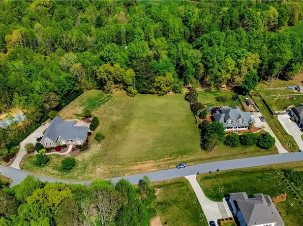 219 Sitting Rock Dr Lot 7, Madison, NC 27025