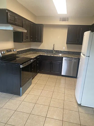 3024 Tudor Ln Photo 1