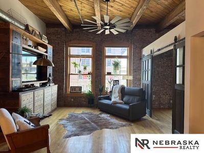 105 S 9th St APT 411, Omaha, NE, 68102