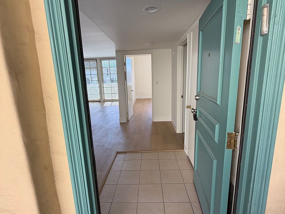 1st image of 1430 Colby Ave Unit 202
