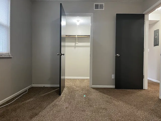 Tiblow Village Apartments — Photo 9