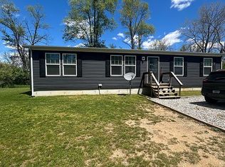 7835 E 750 N, Howe, IN 46746