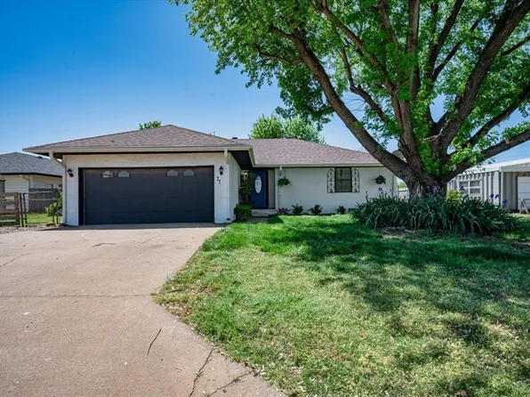 77 W Okarche Ave, Okarche, OK 73762