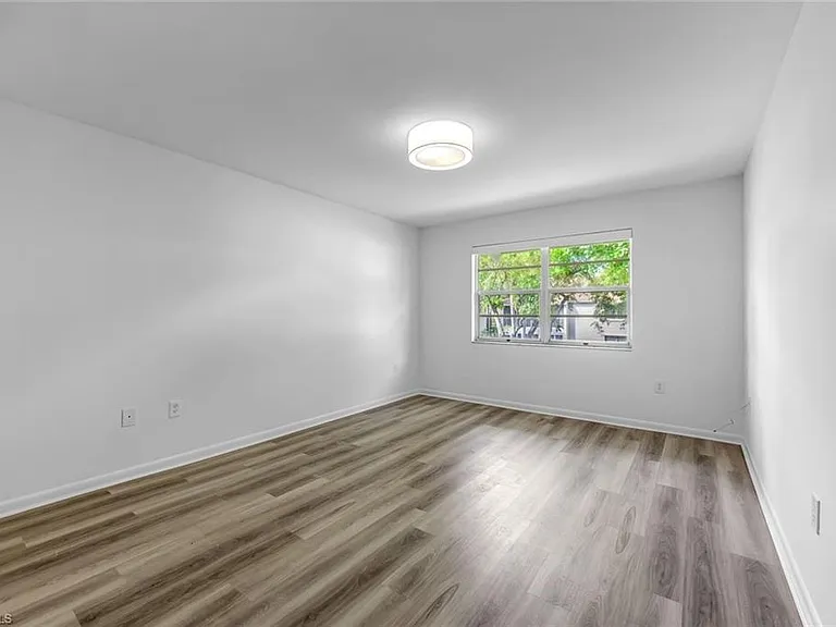 3200 Binnacle Dr #B4 — Photo 18