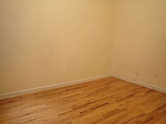 Rented by Hakeem Shahid, LREB | media 20