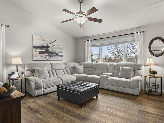 4th image of 3266 Box Hill Road