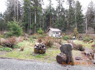 242 Sekiu River Rd, Sekiu, WA 98381