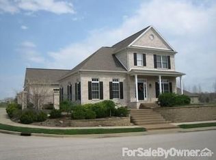 8065 Wyngate Cir, Newburgh, IN 47630
