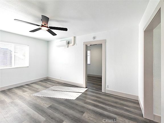 4th image of 6728 S Whittier Ave #6728