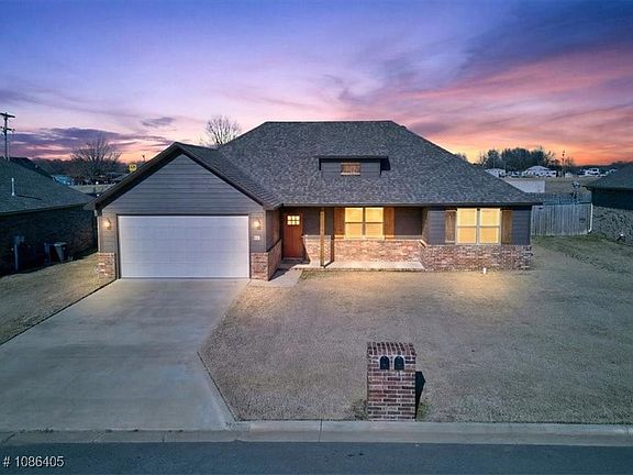 2nd image of 106 Countryside Way