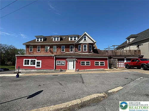 1247 Jackson St Photo 1