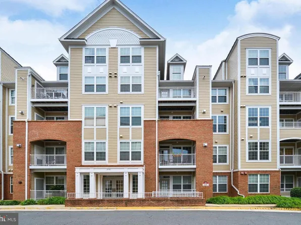 204-2701 Bellforest Ct #204, Vienna, VA 22180