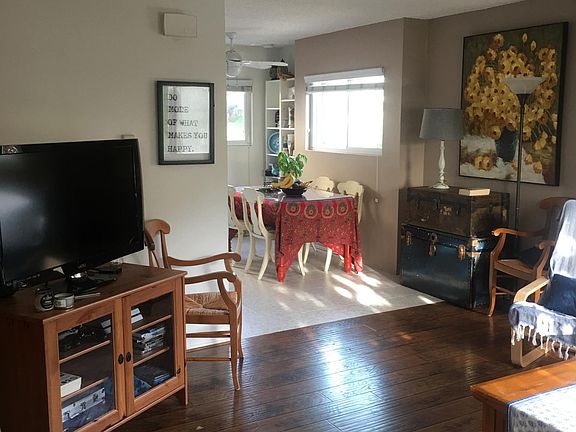 Living room/Dining Room