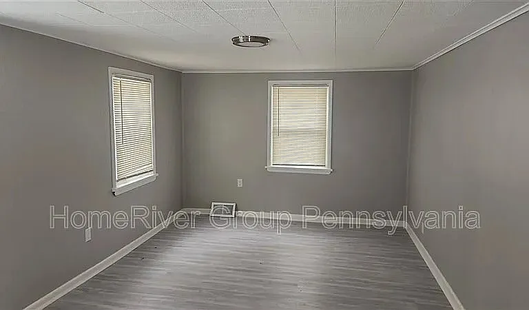 2 bed, 1.0 bath, 867 sqft, $1,685 — Photo 3