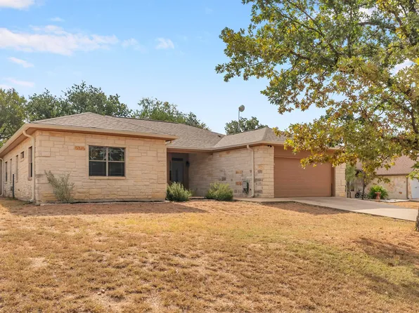 122 Eagle Point Drive, Kingsland, TX 78639