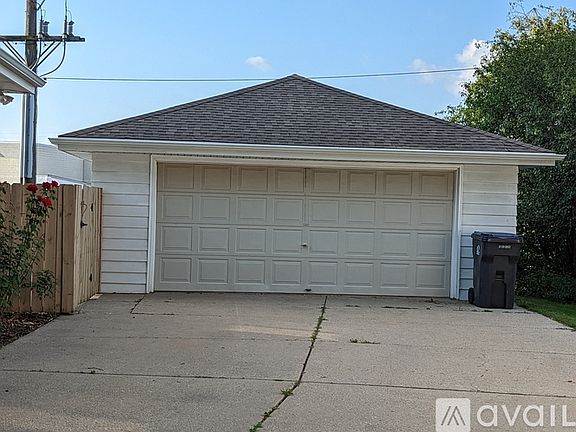 2nd image of 318 Gascoigne Dr