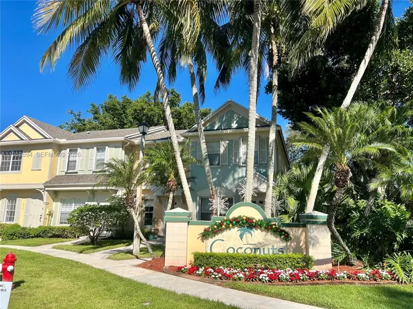 271 Duval Ct, Weston, FL 33326