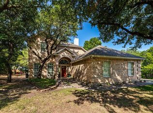 109 Manor Ct N, Willow Park, TX 76087