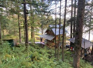 51 Twelve Mile Rd, Petersburg, AK 99833
