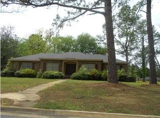 1301 Bayhill Ln, Albany, GA 31707