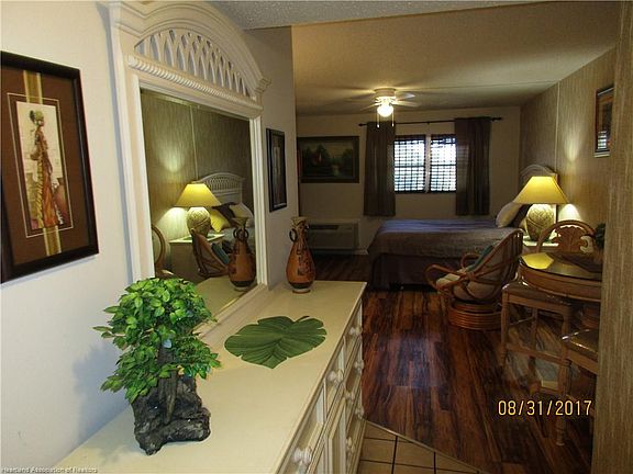 2nd image of 200 Golf Villas Ct NW