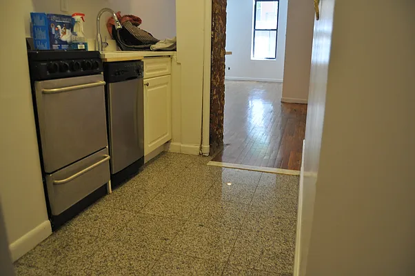 Rented by Sky Management | media 37