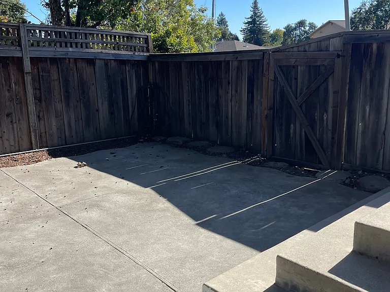 3916 Jefferson St — Photo 17