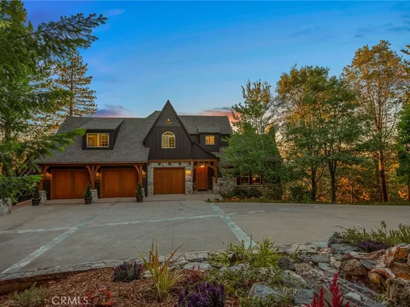 576 S Cumberland Dr, Arrowhead, CA 92352